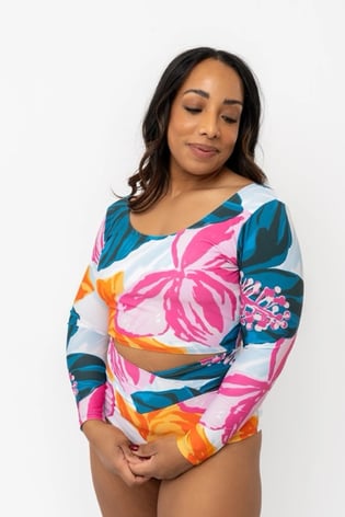 long-sleeve-crop-surfer-top-floral Medium