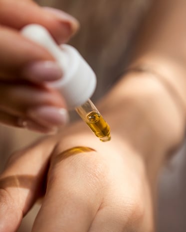 skin oil Large